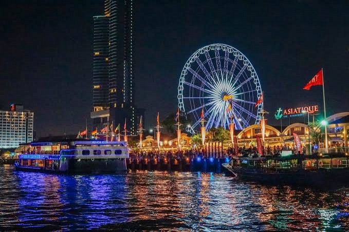 Asiatique The Riverfront