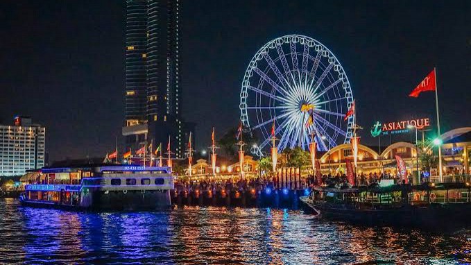 Asiatique The Riverfront