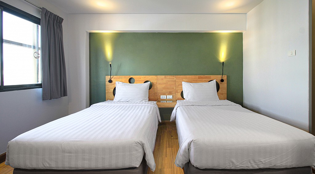 Standard Twin Room